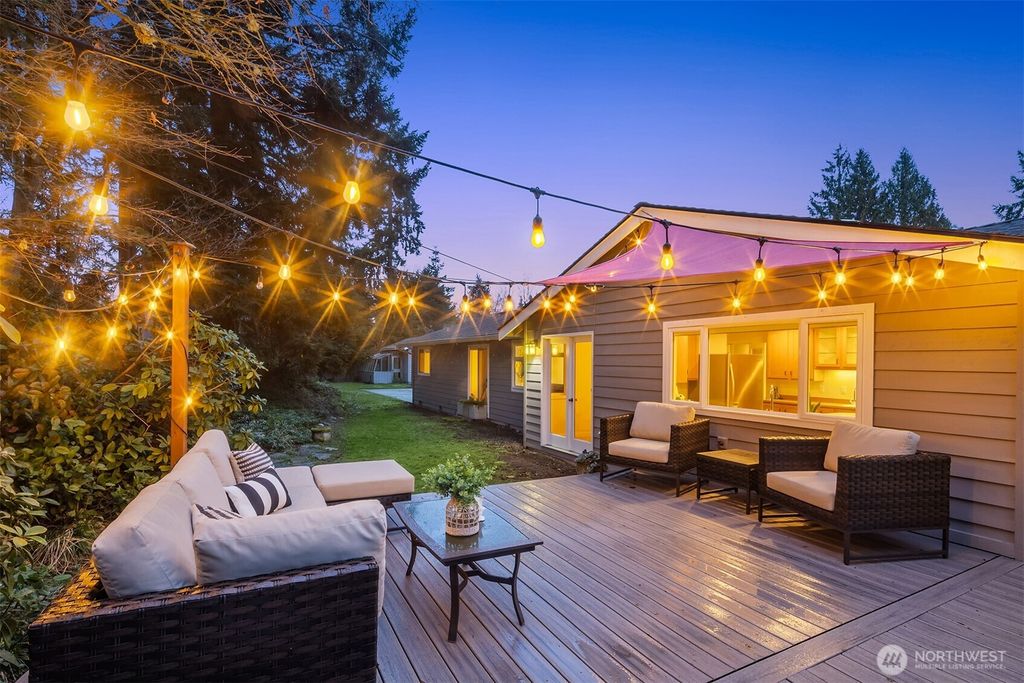 Photo of 19814 10th Drive SE, Bothell, WA 98012 (MLS # 2494639)