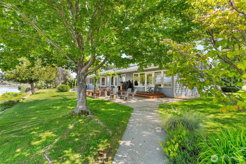 32 Midland Road