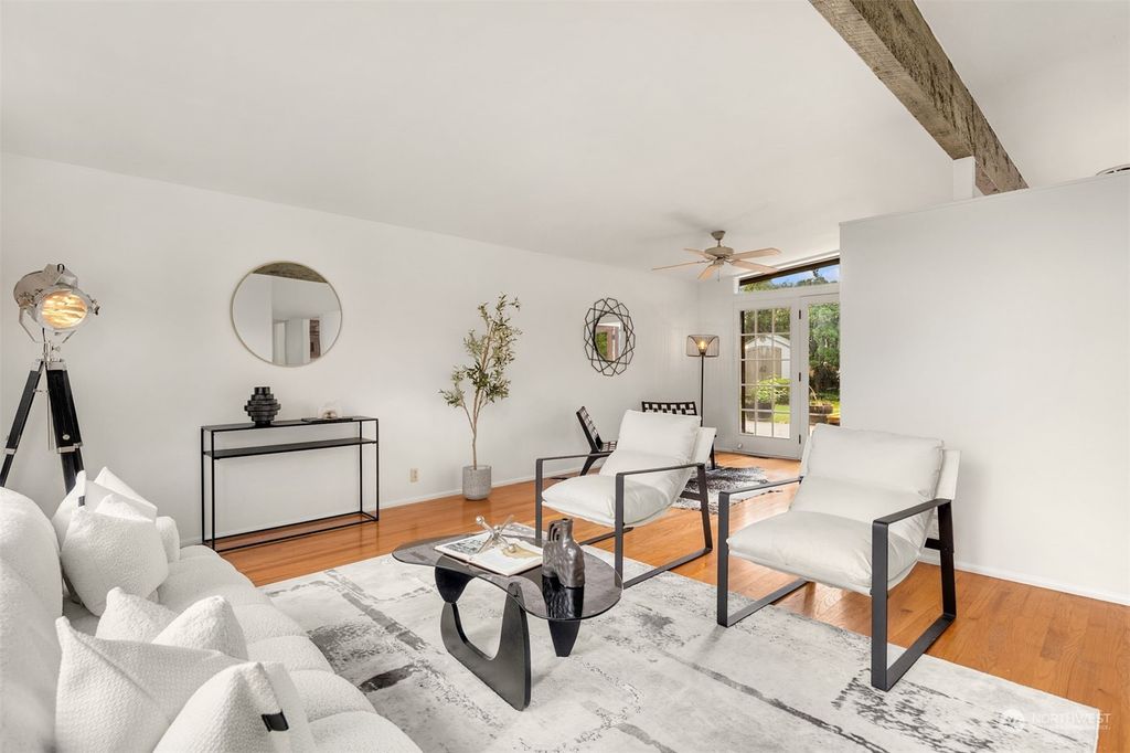 Photo of 15040 131st Avenue SE, Renton, WA 98058 (MLS # 2297495)