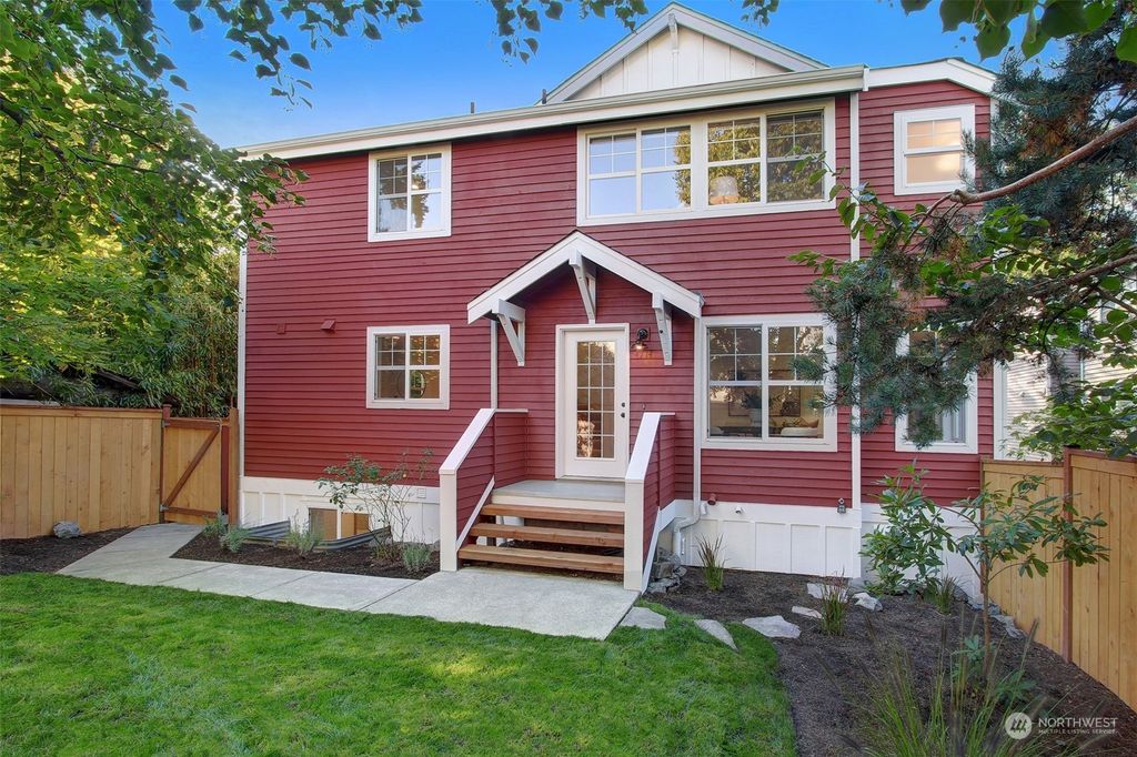 Photo of 4714 Interlake Avenue N, Seattle, WA 98103 (MLS # 2283283)
