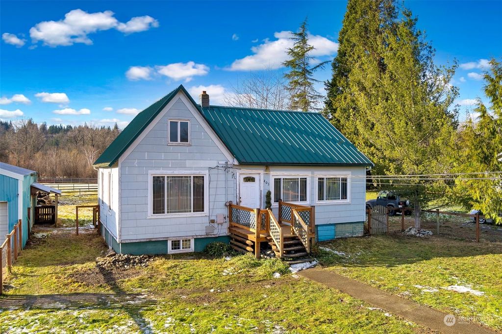 Photo of 403 1st Street, Sultan, WA 98294 (MLS # 2193514)