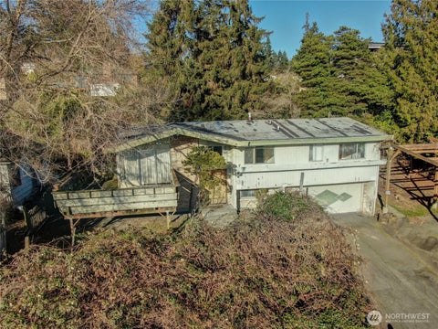 Photo of 6330 NE 181st Street, Kenmore, WA 98028 (MLS # 2531475)