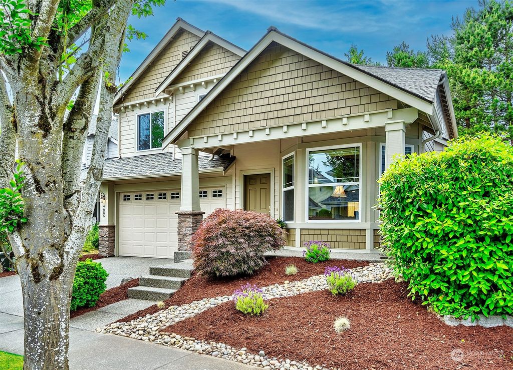 Photo of 4685 Camden Place, Mukilteo, WA 98275 (MLS # 2130338)