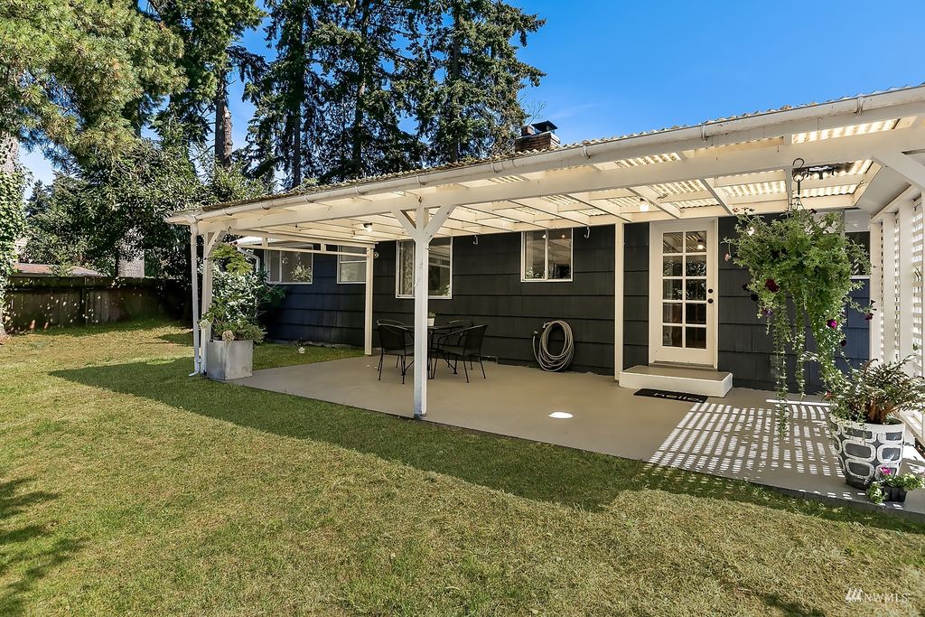 Photo of 17909 Linden Avenue N, Shoreline, WA 98133 (MLS # 1992021)