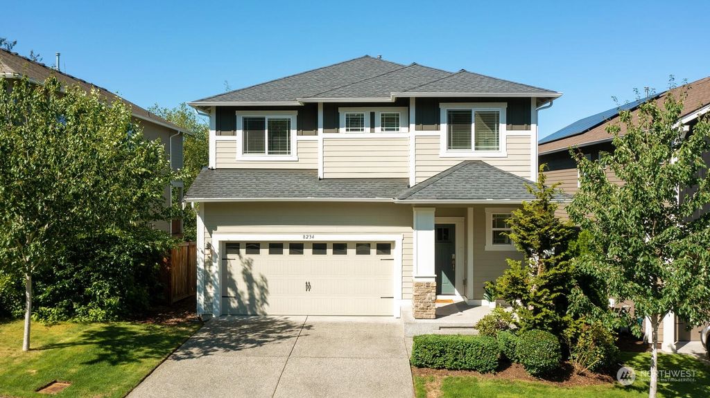 Photo of 8234 NE 196th Street, Kenmore, WA 98028 (MLS # 2282757)