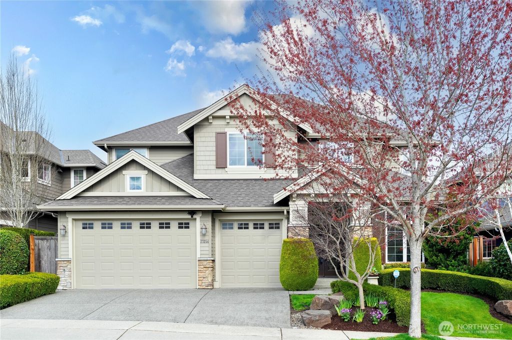 Photo of 27254 SE 19th Court, Sammamish, WA 98075 (MLS # 2352277)