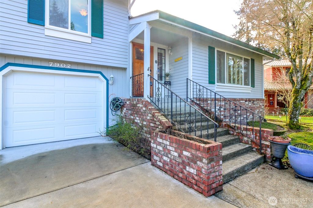 Photo of 7902 64th Street Ct W, University Place, WA 98467 (MLS # 2501509)