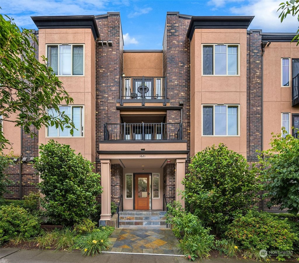 Photo of 1621 E Spring Street #1B, Seattle, WA 98122 (MLS # 2277206)