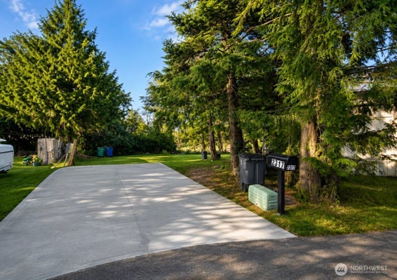 2317 TWIN PL, ANACORTES, WA 98221 - Image c1ef2ce4ed0fb55320bc59f6ba089999/294524416