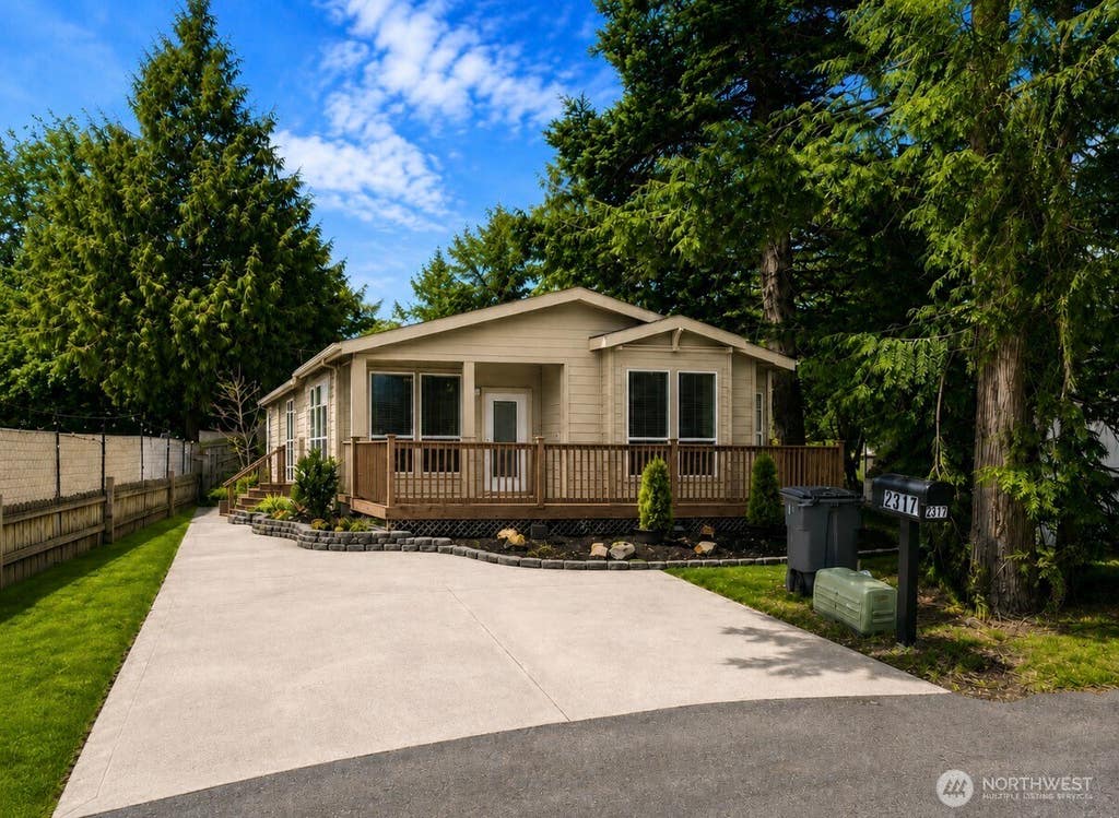 Photo of 2317 Twin Place, Anacortes, WA 98221 (MLS # 2535559)