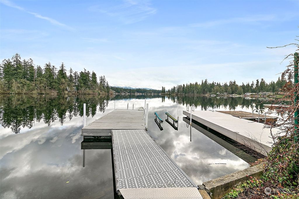 Photo of 29004 222nd Place SE, Black Diamond, WA 98010 (MLS # 2028179)
