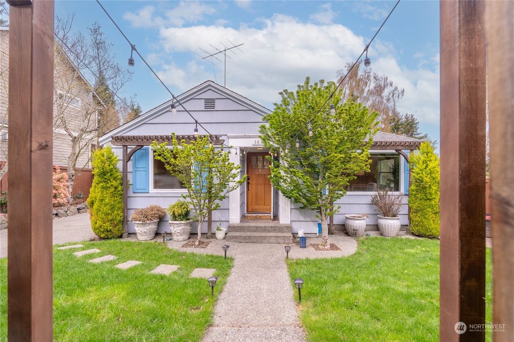 Photo of 3820 NE 95th Street, Seattle, WA 98115 (MLS # 2223591)