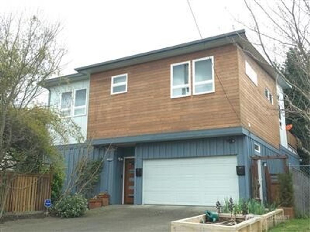 Photo of 4431 S Eddy Street, Seattle, WA 98118 (MLS # 2498322)