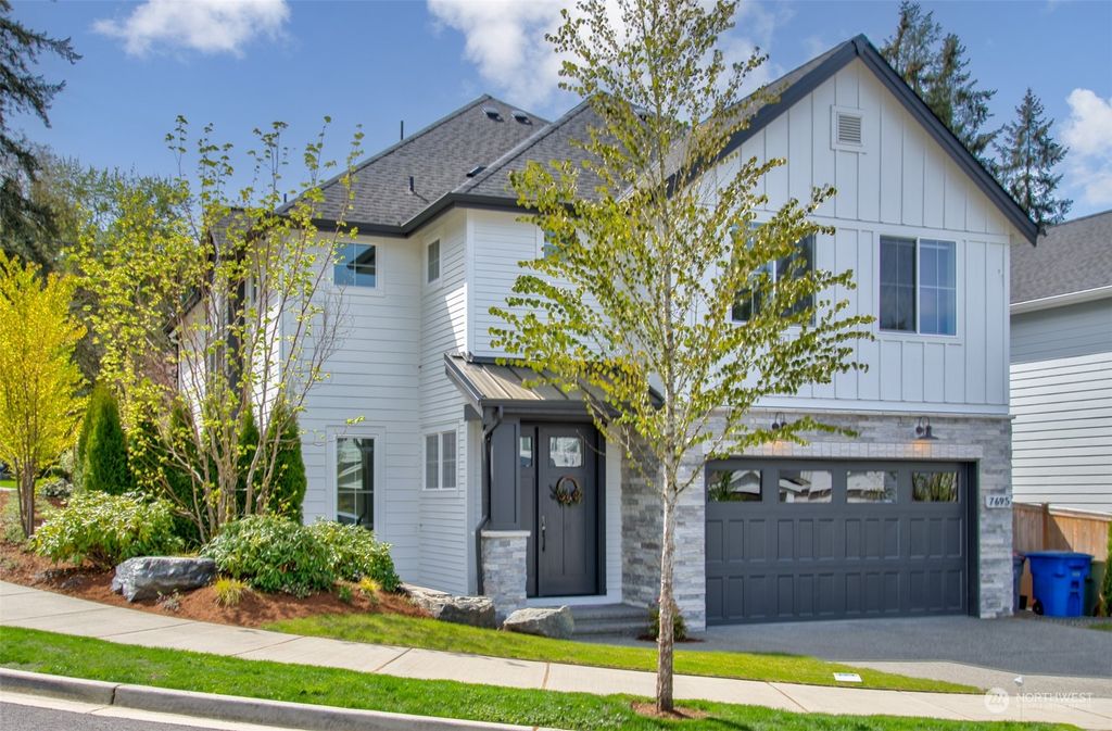 Photo of 7695 NE 165th Place, Kenmore, WA 98028 (MLS # 2227836)