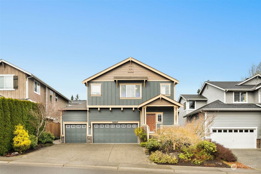 Photo of 7740 NE 200th Street, Kenmore, WA 98028 (MLS # 2215472)