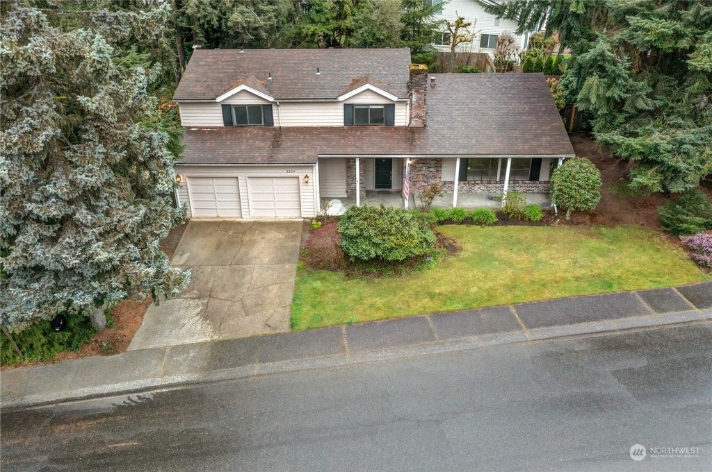 Photo of 3204 SW 323rd Street, Federal Way, WA 98023 (MLS # 2217699)