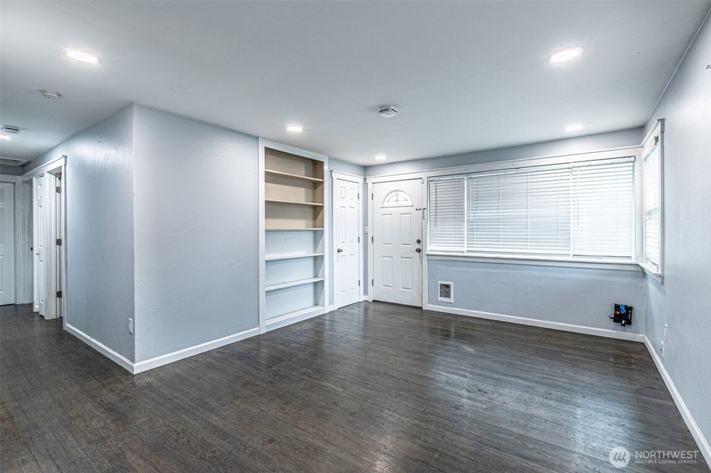 Photo of 1807 S Sprague Avenue, Tacoma, WA 98405 (MLS # 2459120)