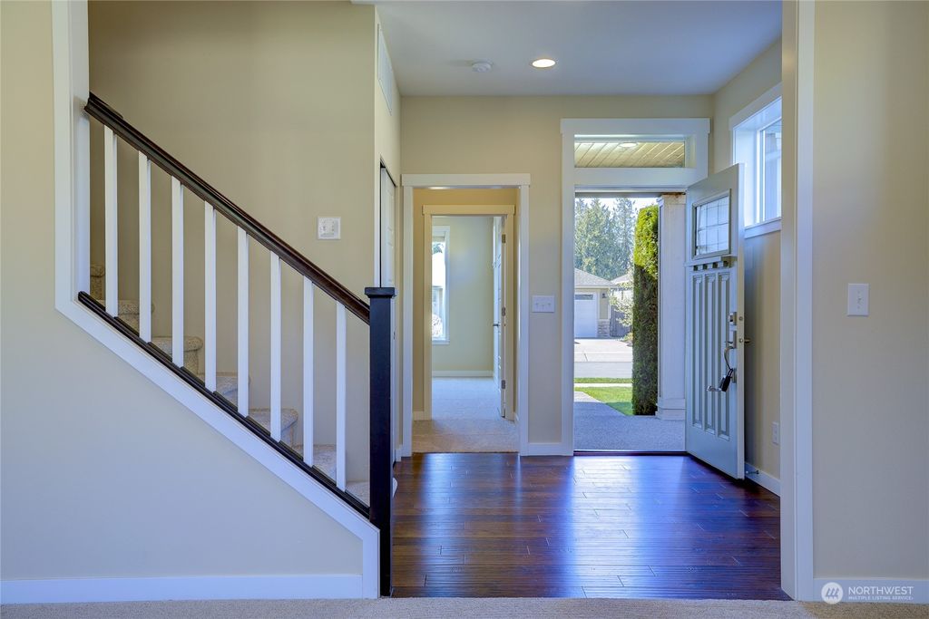 Photo of 709 Covington Avenue, Snohomish, WA 98290 (MLS # 2212720)