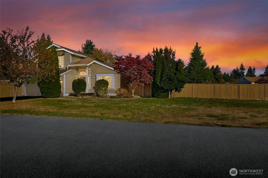Photo of 19821 122nd Street E, Sumner, WA 98391 (MLS # 2445531)