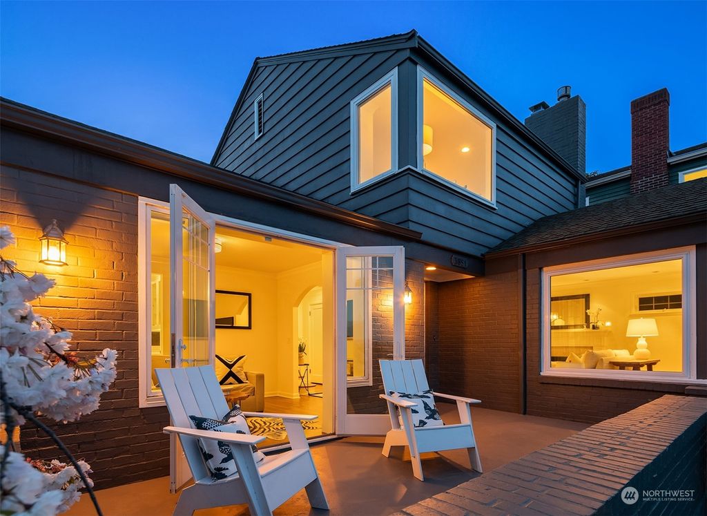 Photo of 3851 50th Avenue NE, Seattle, WA 98105 (MLS # 2221699)