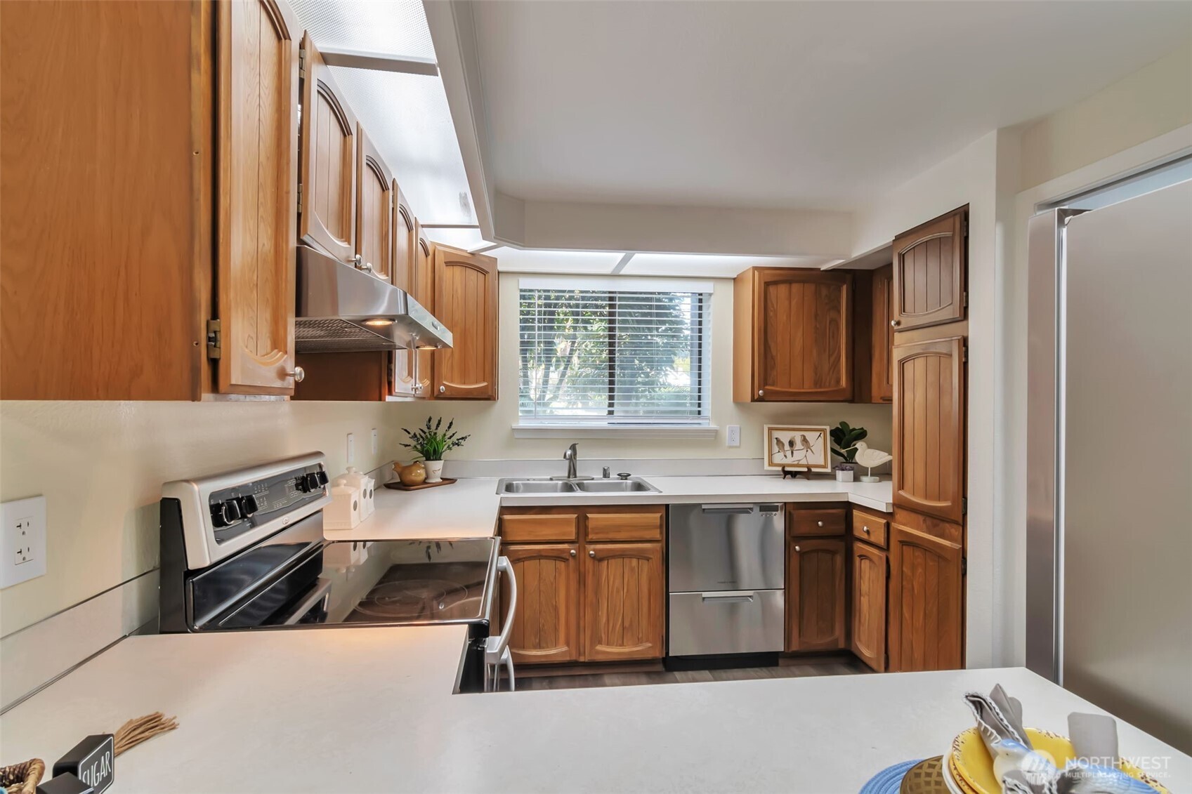 19115 Ballinger Way NE 102