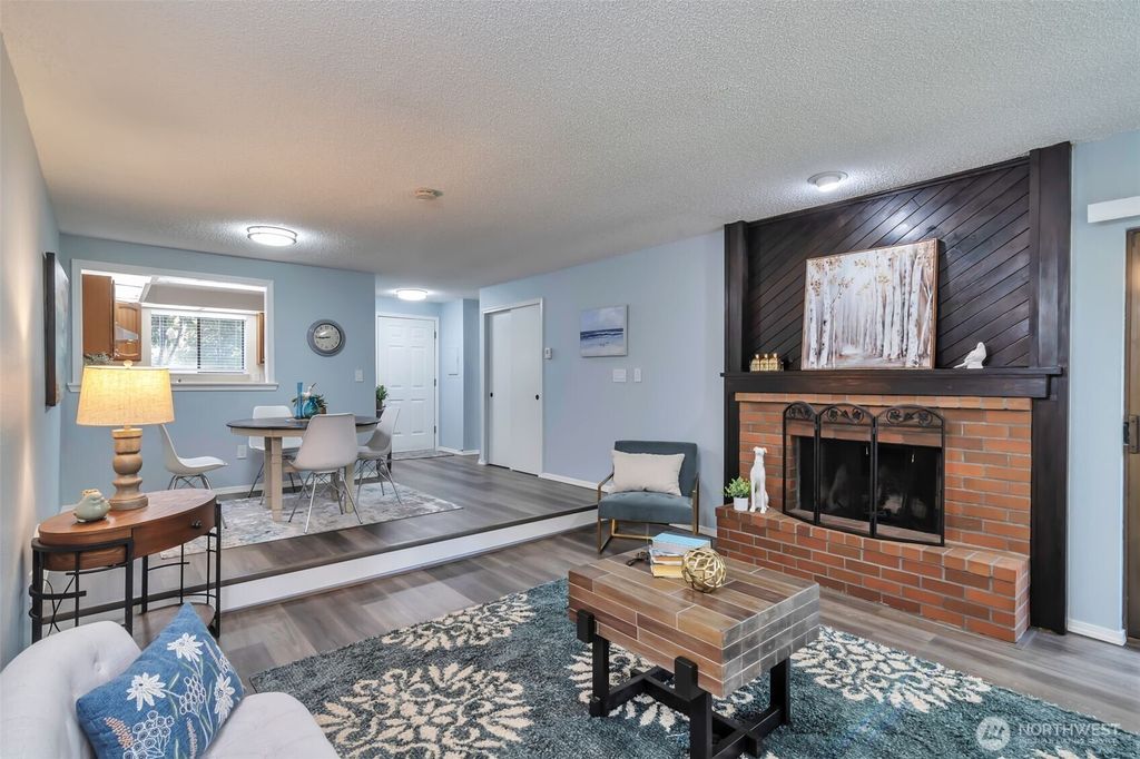 Photo of 19115 Ballinger Way NE #102, Lake Forest Park, WA 98155 (MLS # 2503358)