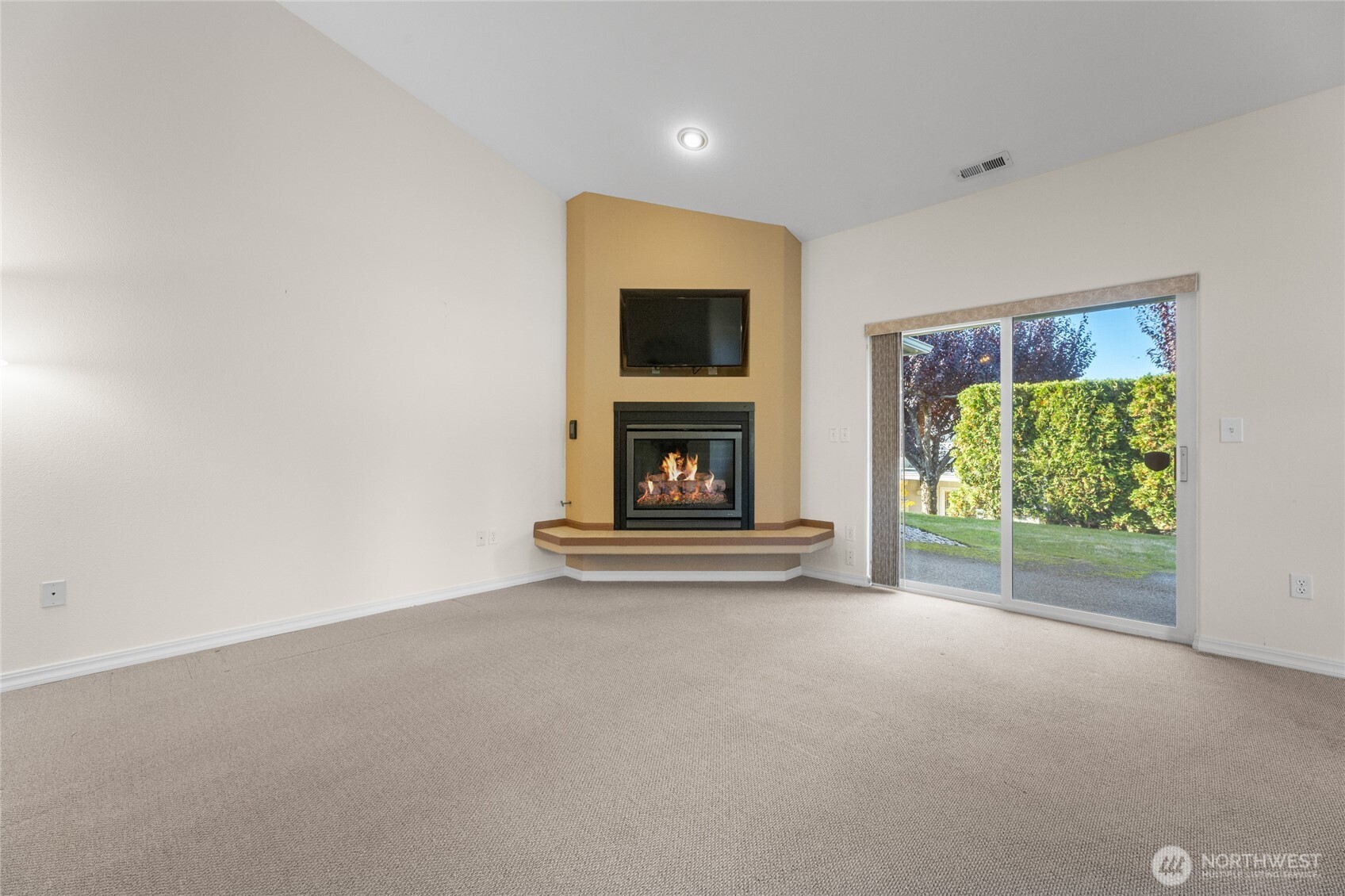 1410 Mountain View Drive 1410