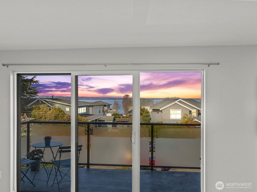 Photo of 300 2nd Avenue N #2E, Edmonds, WA 98020 (MLS # 2498923)