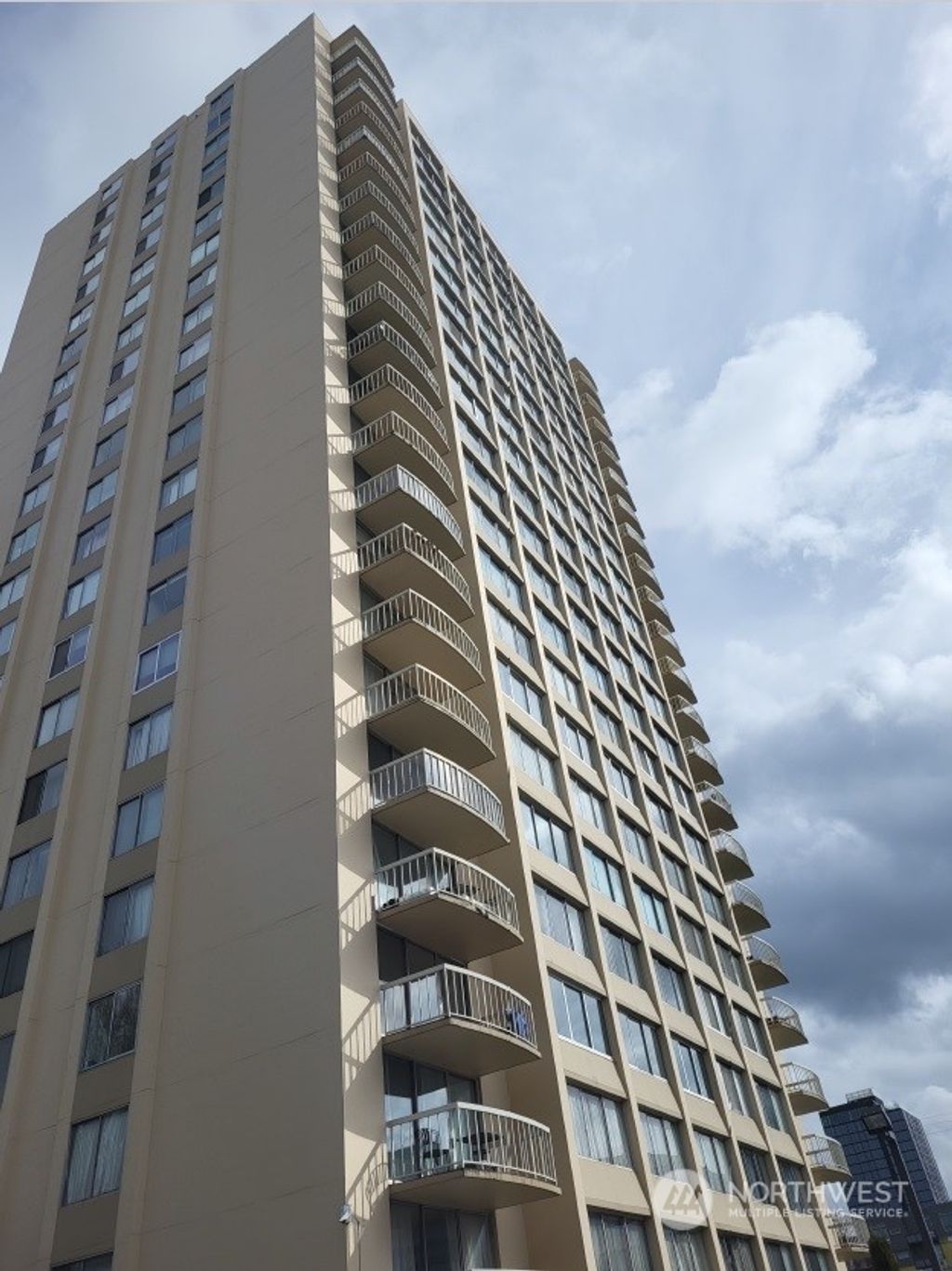 Photo of 4540 8th Avenue NE #1702, Seattle, WA 98105 (MLS # 2053949)