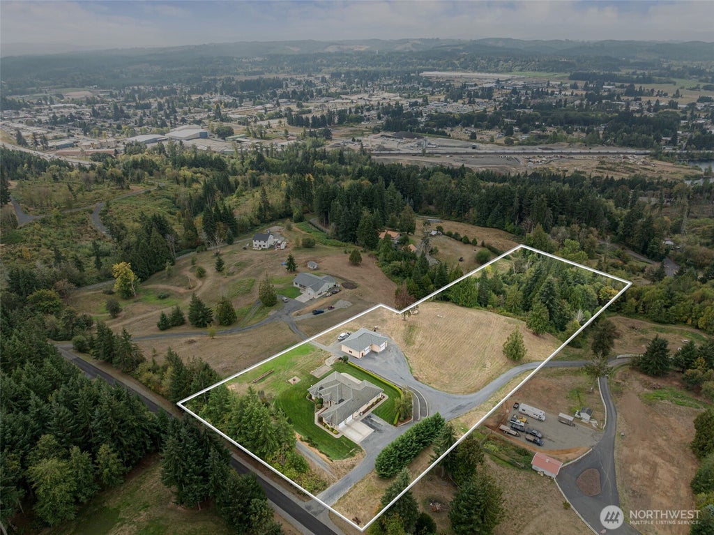 Photo of 142 Nugget Drive, Centralia, WA 98531 (MLS # 2583611)