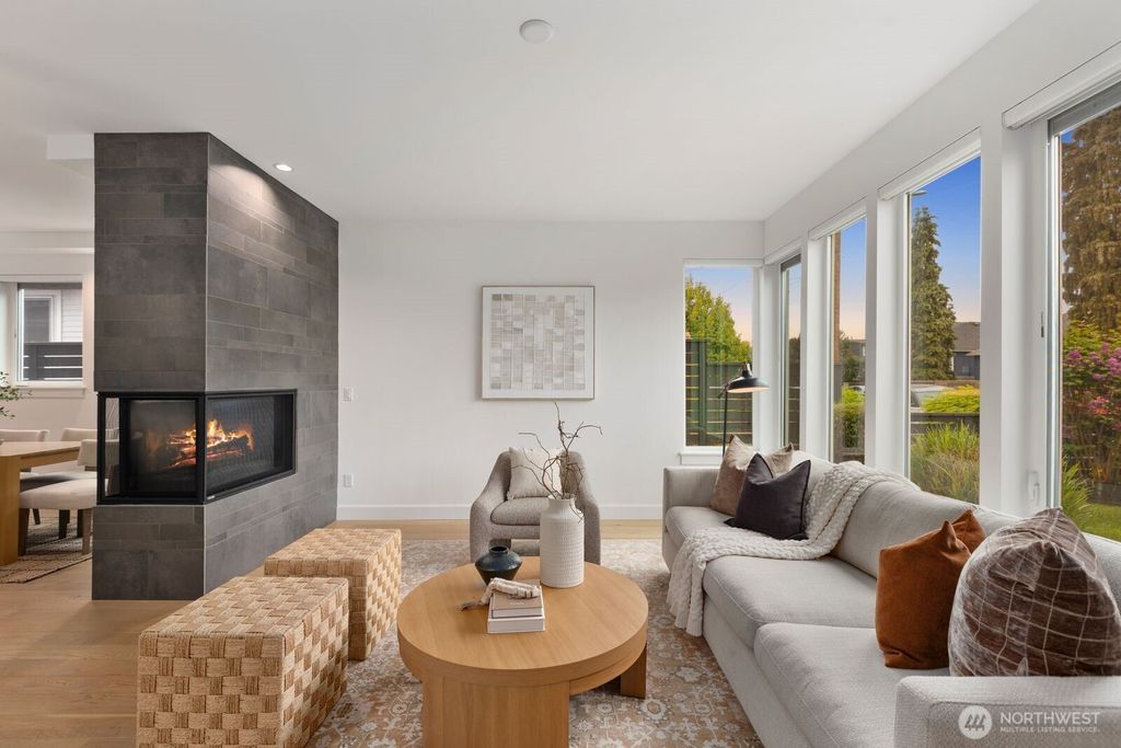 Photo of 6233 Carleton Avenue S, Seattle, WA 98108 (MLS # 2511827)