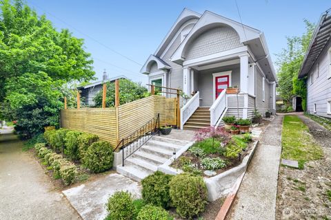 Photo of 1608 N 50th Street, Seattle, WA 98103 (MLS # 2521945)
