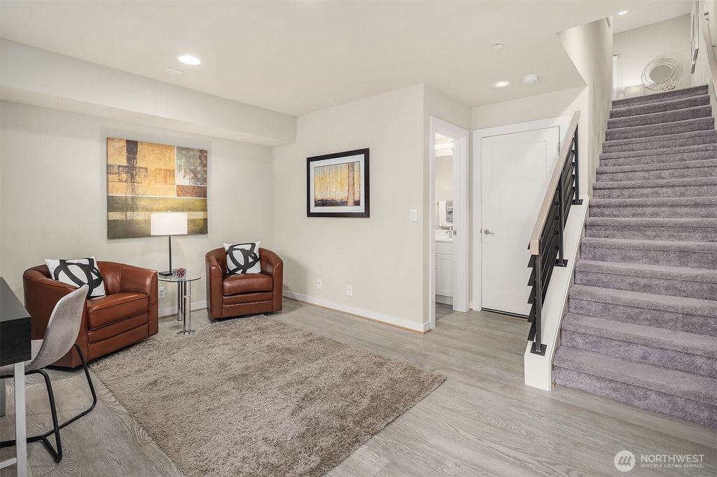Photo of 1910 Riva Lane NW, Issaquah, WA 98027 (MLS # 2404731)
