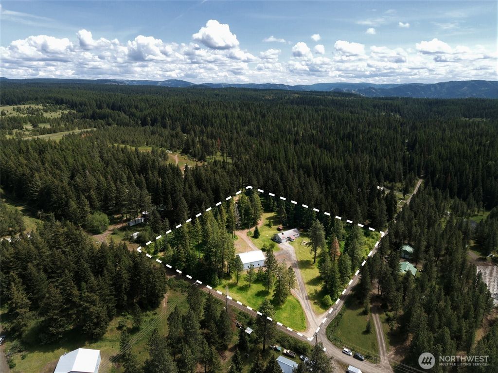 Photo of 78211 Giger Lane, Weston, OR 97886 (MLS # 2527674)