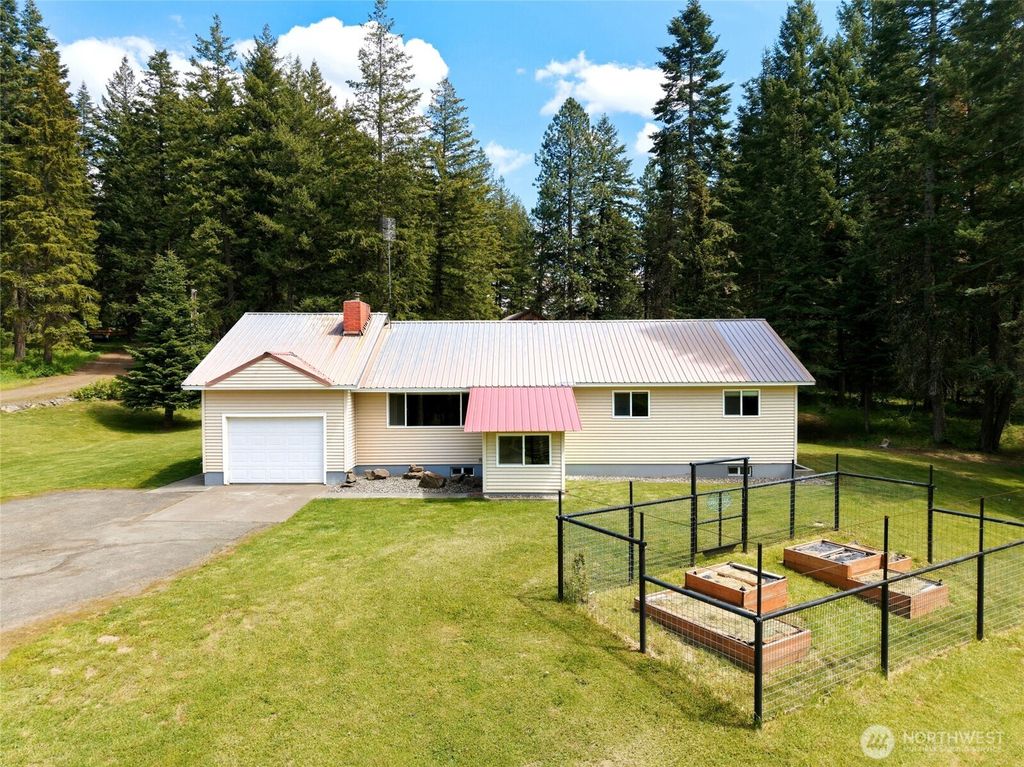 Photo of 78211 Giger Lane, Weston, OR 97886 (MLS # 2527674)