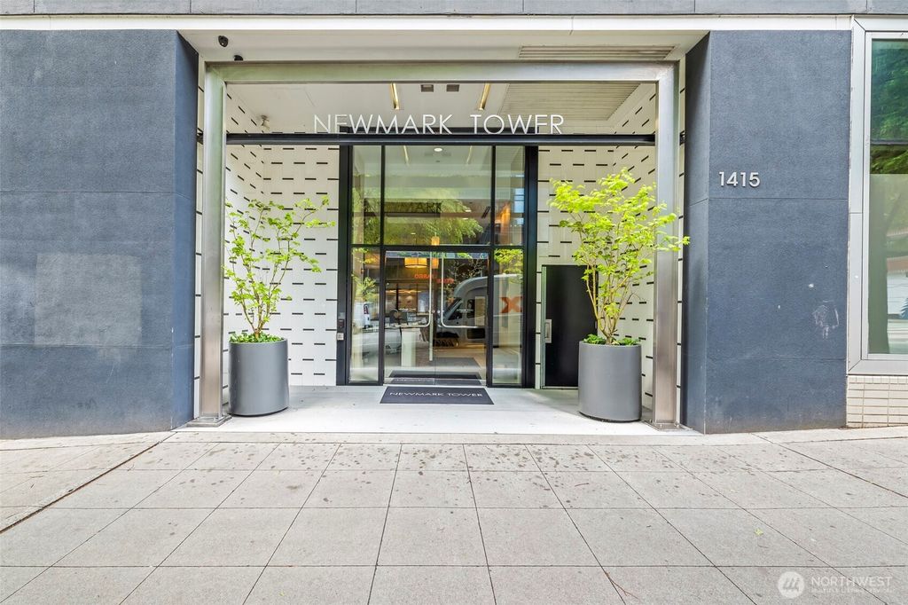 Photo of 1415 2nd Avenue #2306, Seattle, WA 98101 (MLS # 2437339)