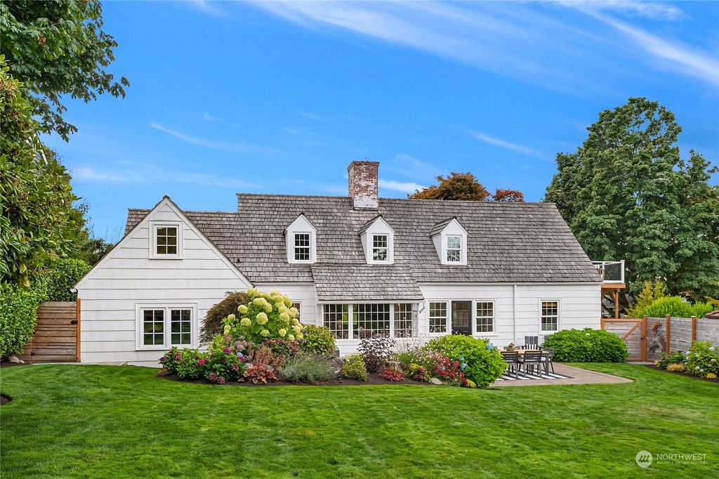 Photo of 1532 NW Blue Ridge Drive, Seattle, WA 98177 (MLS # 2159886)