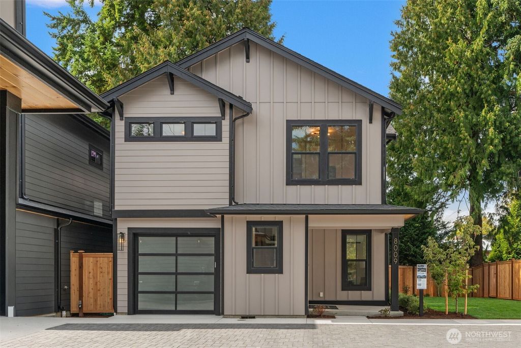 Photo of 8009 131st Place NE, Kirkland, WA 98033 (MLS # 2454466)