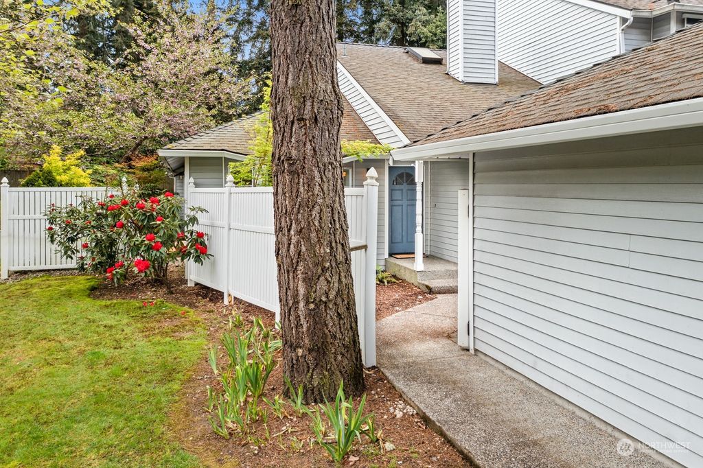 Photo of 14304 SE 42nd Lane #48, Bellevue, WA 98006 (MLS # 2231139)
