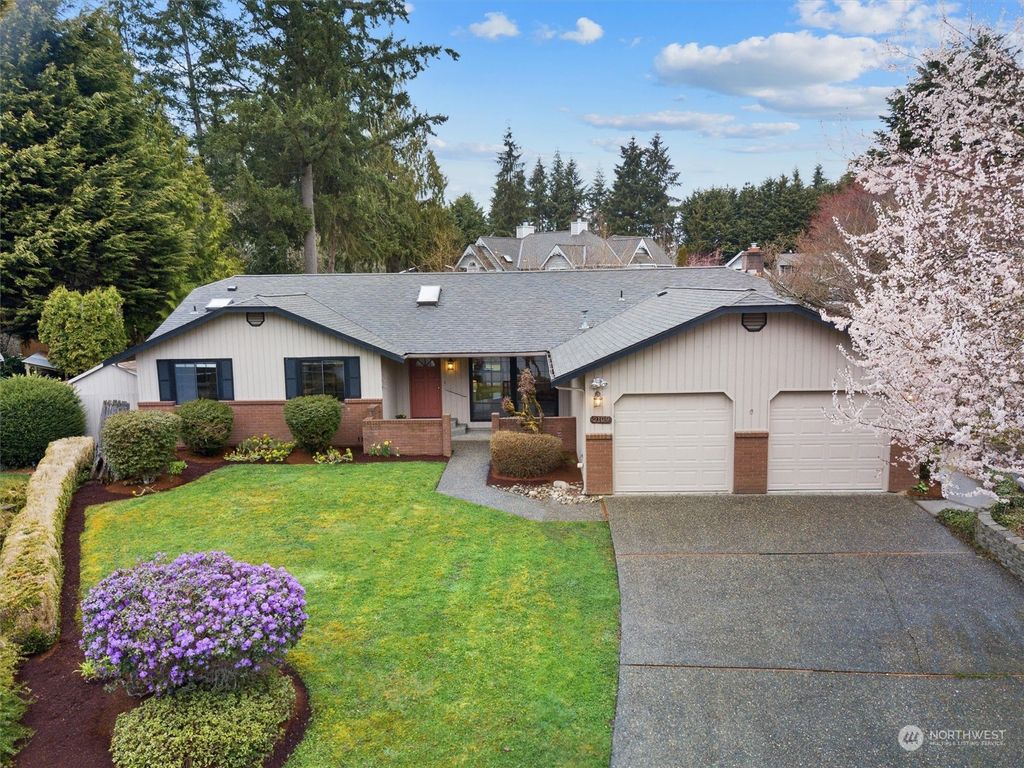 Photo of 2109 139th Place SE, Mill Creek, WA 98012 (MLS # 2053775)