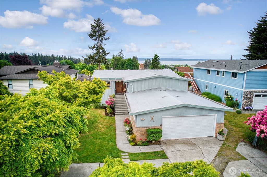 Photo of 548 6th Avenue S, Edmonds, WA 98020 (MLS # 2362914)