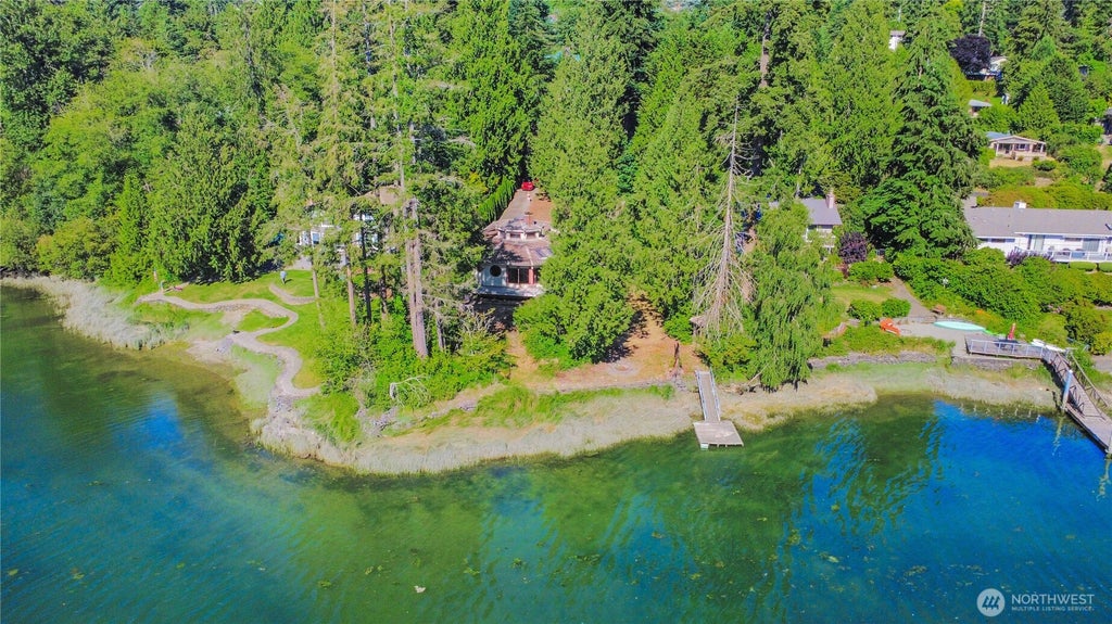 Photo of 4320 Shore Drive NW, Gig Harbor, WA 98335 (MLS # 2594462)