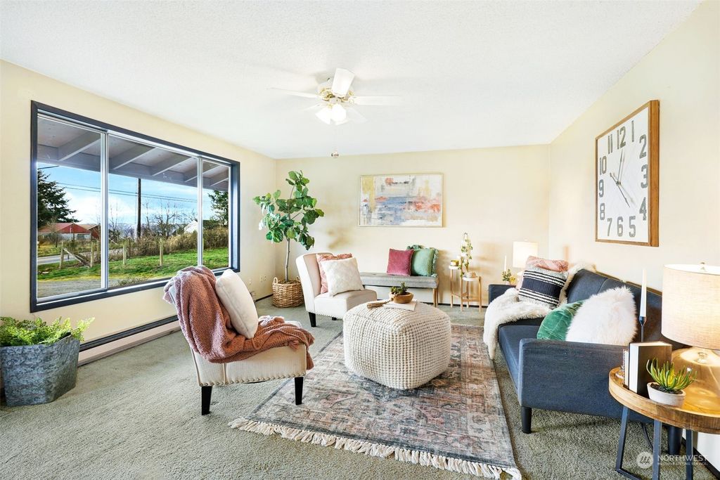 Photo of 14305 92nd Street SE, Snohomish, WA 98290 (MLS # 2046338)