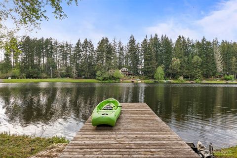 Photo of 10710 Minterwood Drive NW, Gig Harbor, WA 98329 (MLS # 2513594)