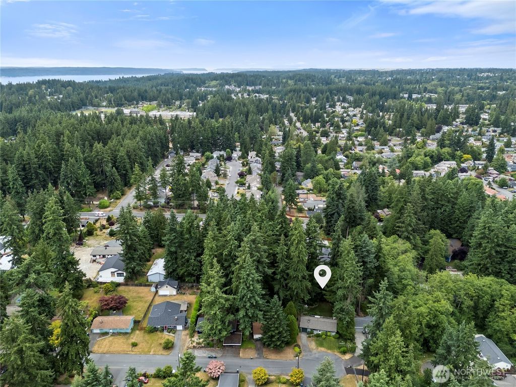 Photo of 5611 178th Street SW, Lynnwood, WA 98037 (MLS # 2398858)