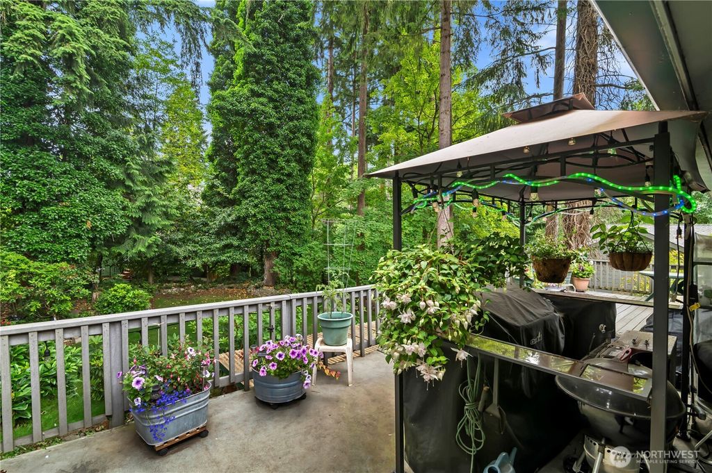 Photo of 5611 178th Street SW, Lynnwood, WA 98037 (MLS # 2398858)