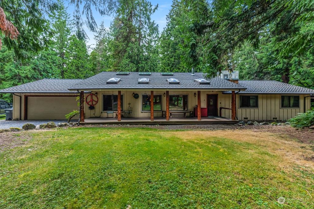 Photo of 2110 145th Avenue SE, Snohomish, WA 98290 (MLS # 2140550)
