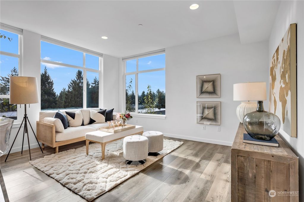 Photo of 16555 NE 92nd Place #5A, Redmond, WA 98052 (MLS # 2176962)