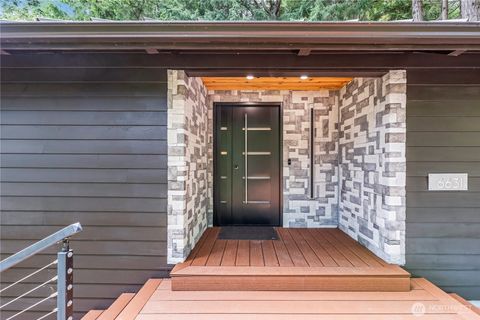 6631 Cromwell Beach Drive NW Gig Harbor WA 98335