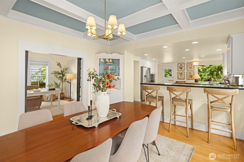 2534 NE 94th Street